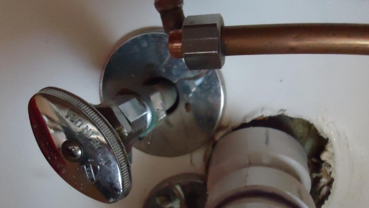 Desfundare chiuveta: Top 3 cele mai bune metode