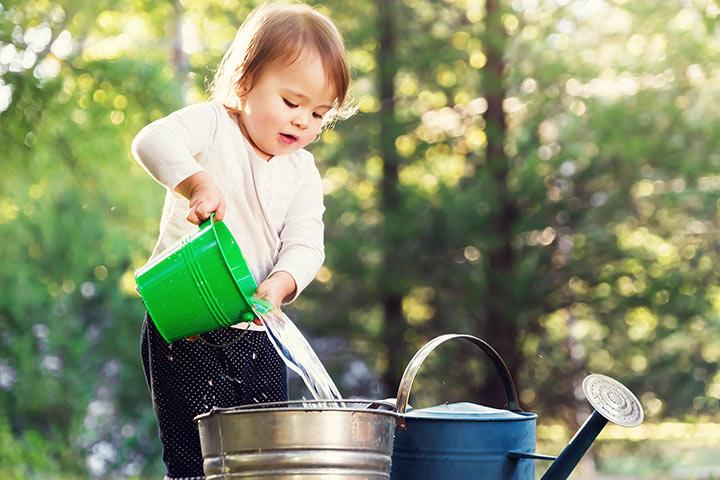 Fill the bucket fun running game for kids Fill the bucket fun running game for kids