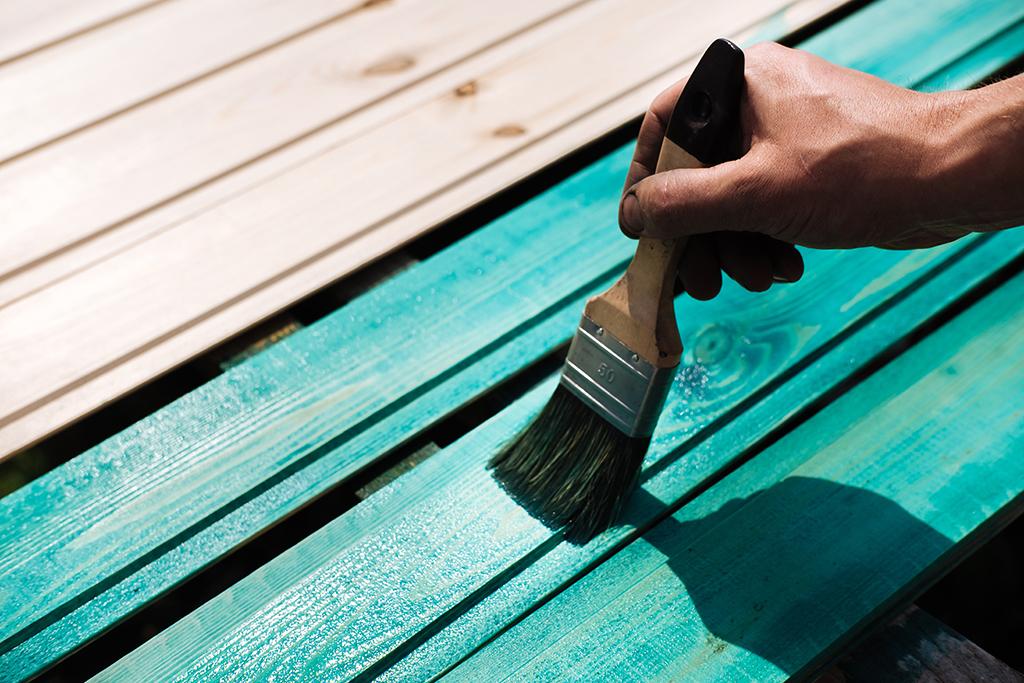 Cum să alegi cea mai bună vopsea de punte 4 blue deck paint