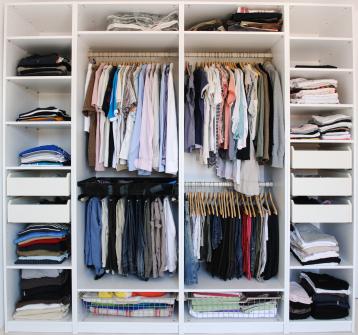 Profitați la maximum de noul dvs. dulap 3 closet space